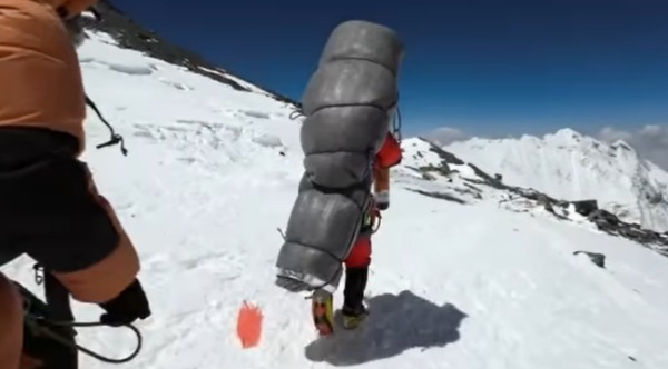 Sherpa Makes 'Almost Impossible' Rescue To Save Climber From Mt ...