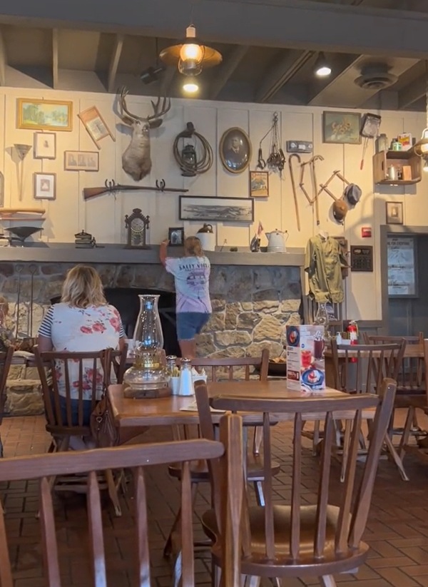 cracker barrel new decor prank