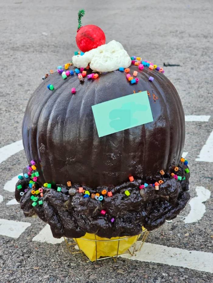 pumpkin contest decorating ideas