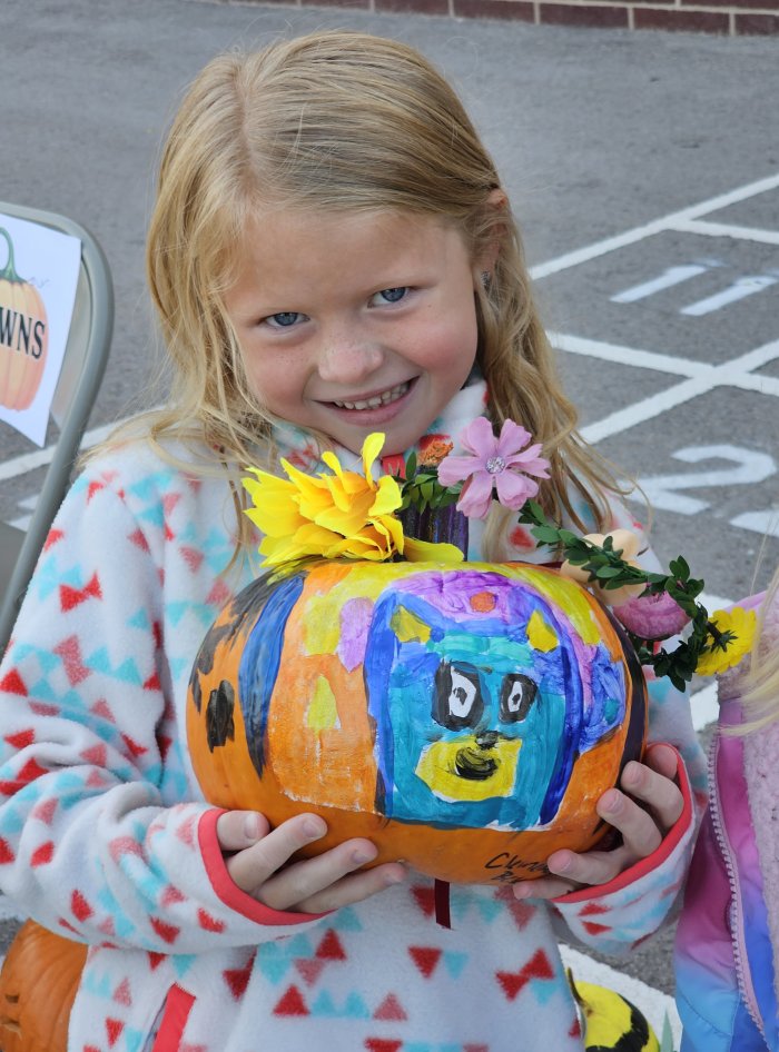 pumpkin decorating for kids