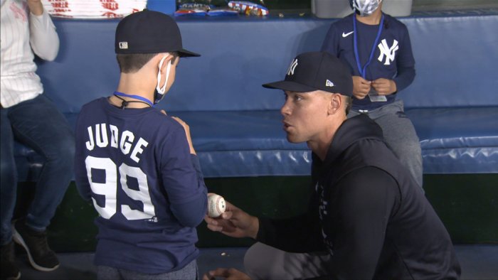 kid meets aaron judge toronto