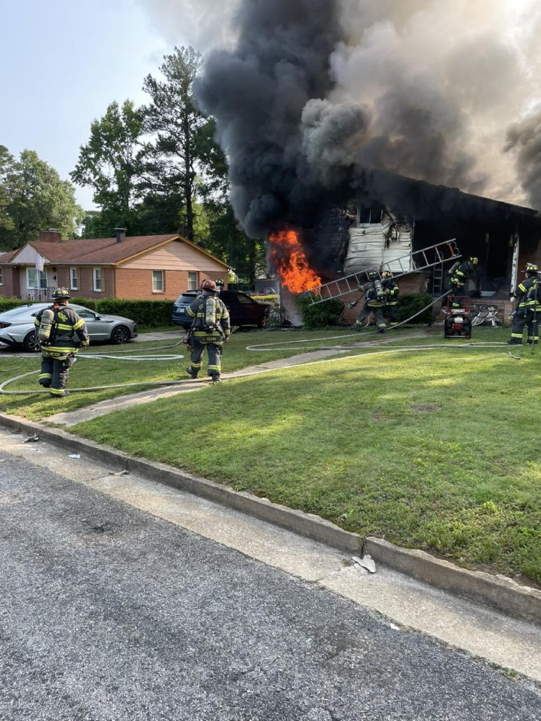 hero kid saves family from fire