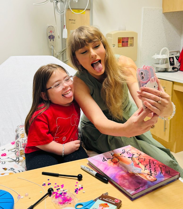 Taylor Swift Joe DiMaggio Childrens Hospital