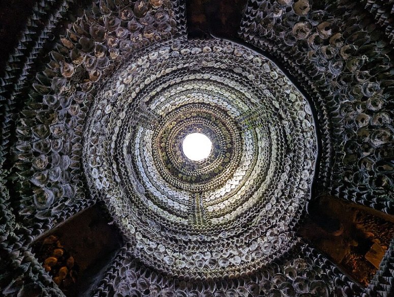 shell grotto