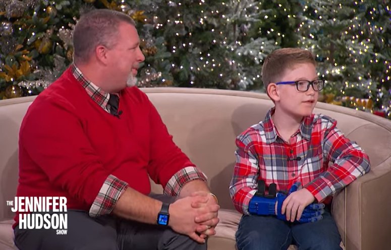 good news teacher helps student