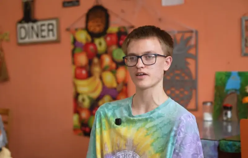 teen cafe owner good news