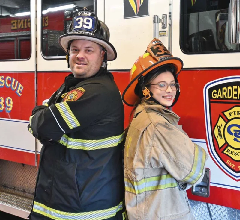 dad daughter firefighters