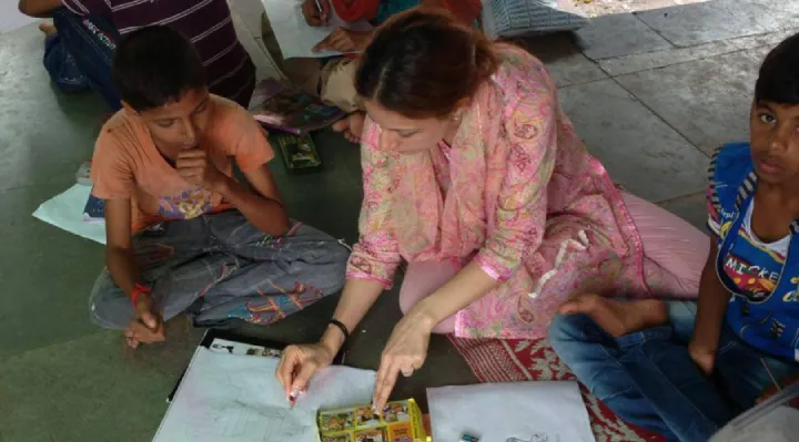 Teacher Wins $1 Million For Turning Slums Into 800+ Classrooms